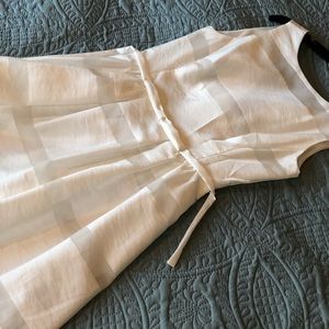 Women’s White Dress